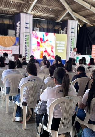 Conectando con el futuro en JUNTEX 2026